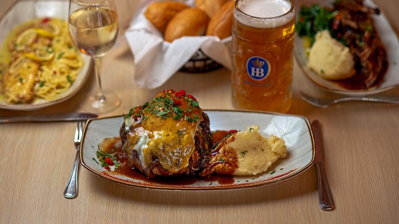 Meatloaf entrree with mashed potatoes